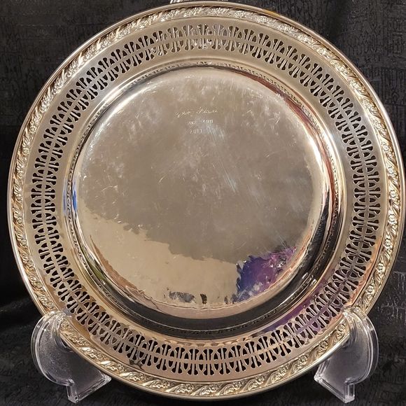 Vintage Wm Rogers & Son Spring Flowers 2011  Round Silverplate Pierced Tray EUC - Picture 2 of 9